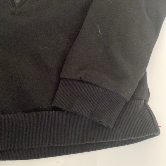 Boy sweat shirt. Guess size US8 - Picture 5 of 6